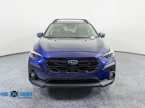 Used 2025 Subaru Crosstrek 2.0i Premium AWD/4WD image 2