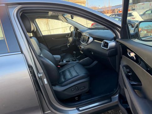 Used 2019 Kia Sorento SX AWD/4WD image 29