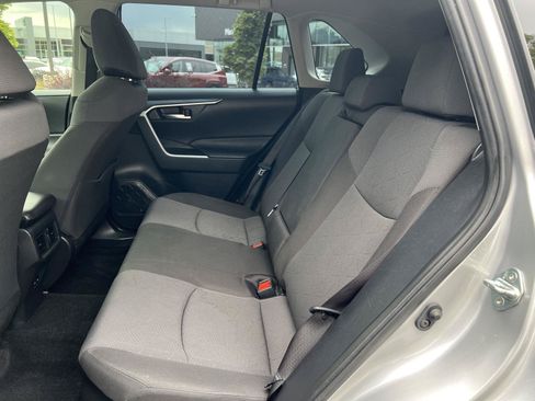 Used 2024 Toyota RAV4 XLE AWD/4WD image 26