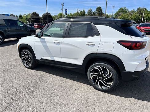New 2026 Chevrolet TrailBlazer RS w/ LPO, Trailering Package AWD/4WD image 3