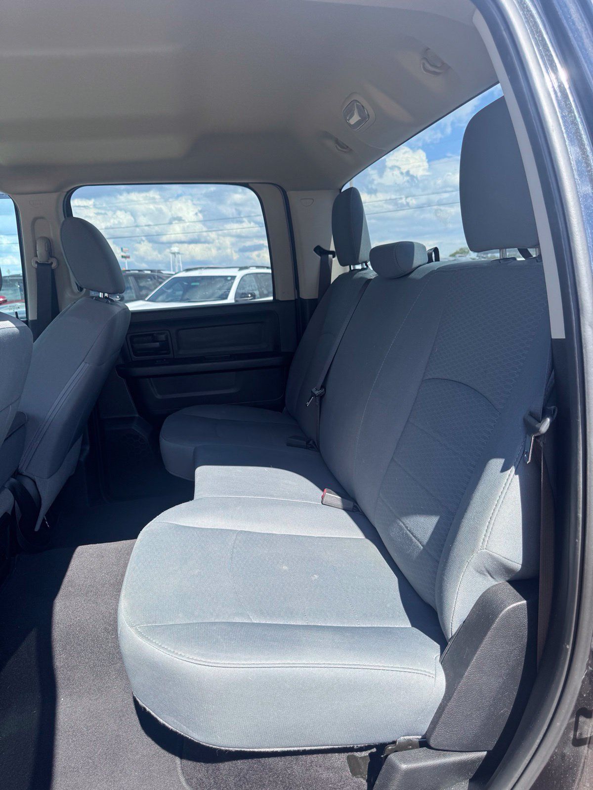 Used 2017 RAM 1500 Express w/ Black Ram 1500 Express Group RWD image 9