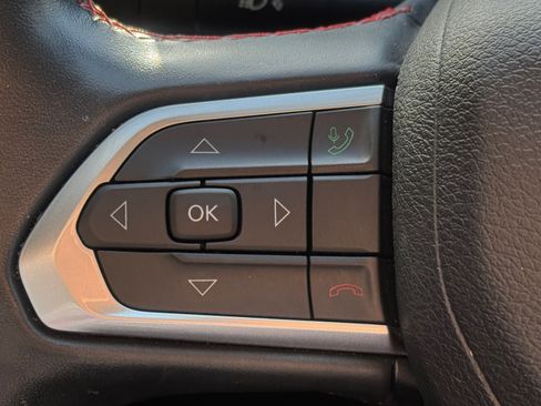 Used 2022 Jeep Compass Trailhawk w/ Trailhawk Convenience Group image 14