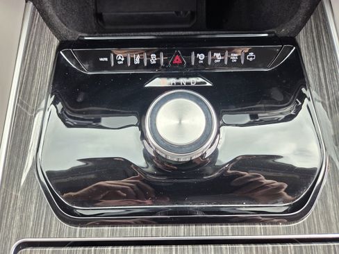 Used 2022 Jeep Wagoneer Series III w/ Convenience Group I RWD image 25
