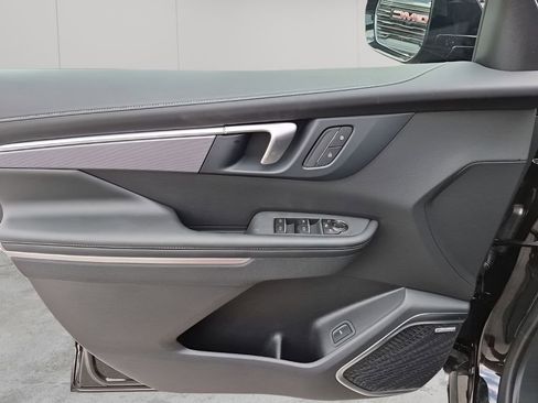 New 2026 Buick Enclave Sport Touring w/ LPO, Floor Liner Package image 26