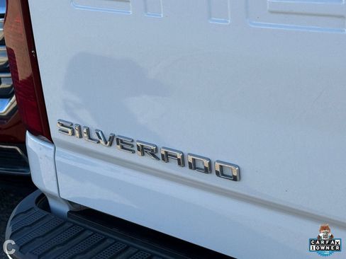 Certified 2021 Chevrolet Silverado 2500 LT w/ Convenience Package RWD image 10