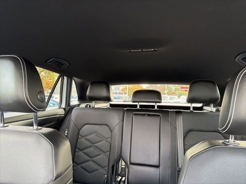 Certified 2024 Volkswagen Atlas Cross Sport SE image 16