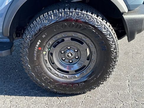 New 2025 Ford Bronco 2-Door w/ Sasquatch Package AWD/4WD image 13