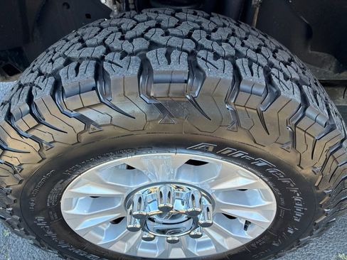 Used 2022 Ford F250 XLT AWD/4WD image 11