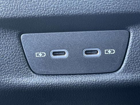 New 2026 Volkswagen Tiguan SE R-Line FWD image 13