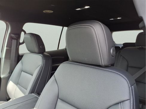 New 2026 Chevrolet Traverse LT w/ Midnight/Sport Edition image 16