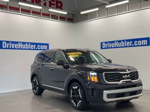 Used 2025 Kia Telluride S FWD image 4