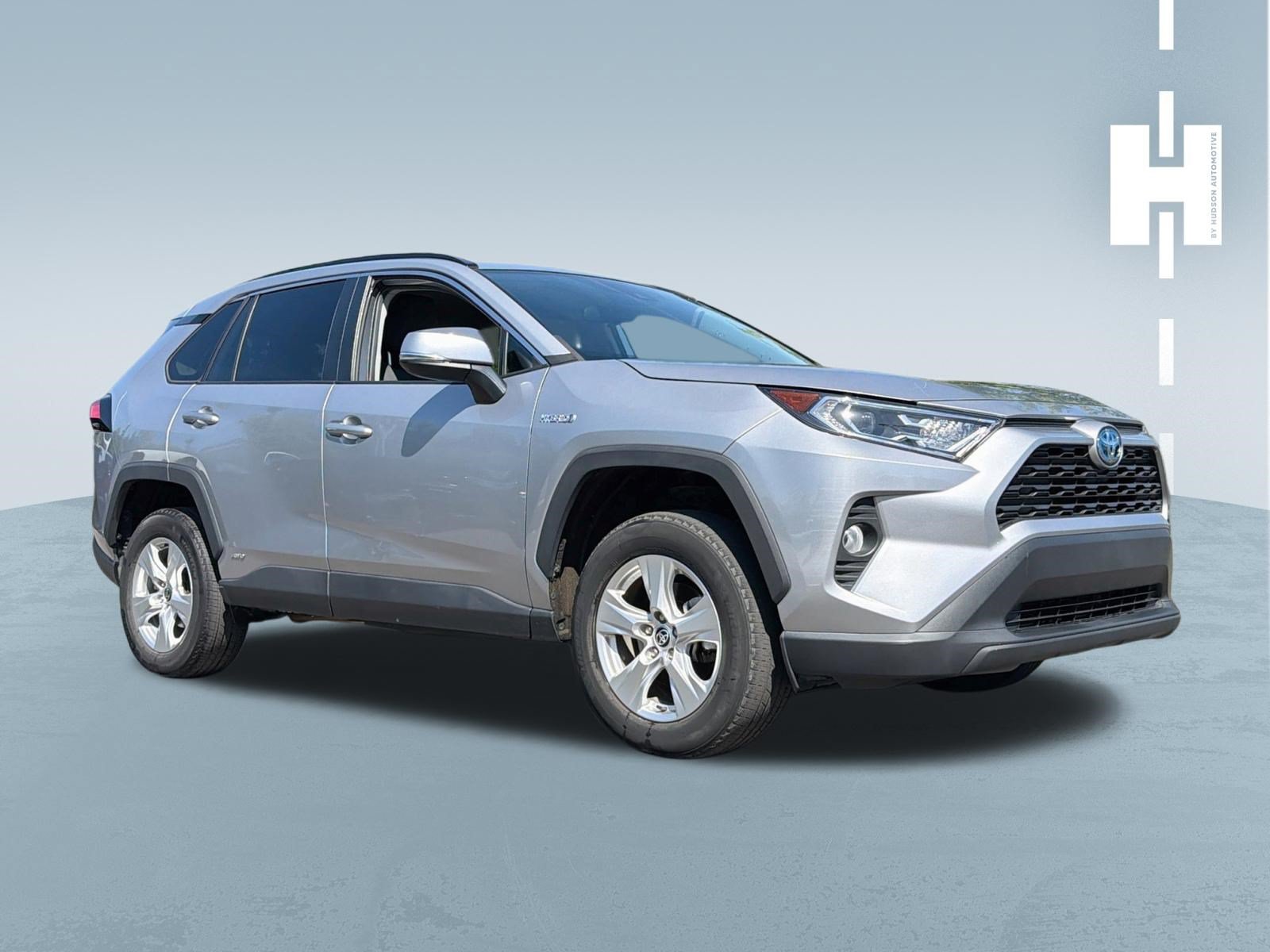 Used 2021 Toyota RAV4 XLE AWD/4WD image 1