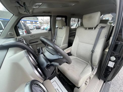 Used 2010 Honda Element EX image 15