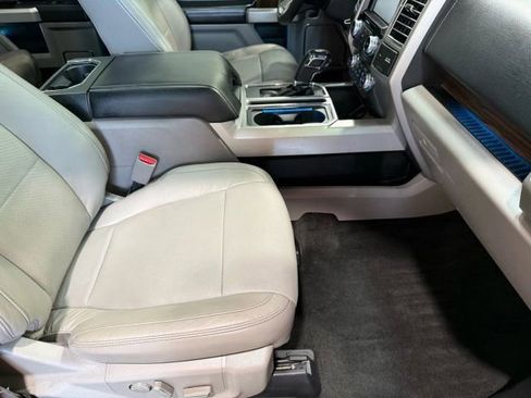 Used 2015 Ford F150 Lariat image 77