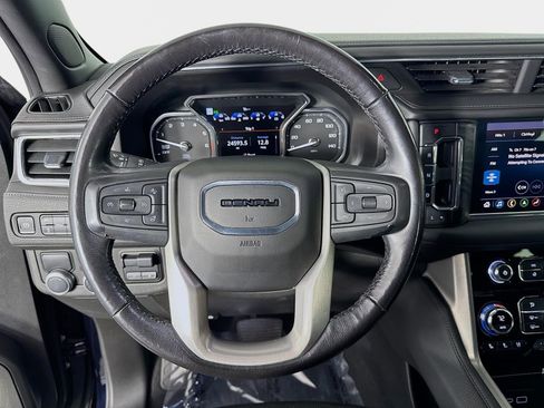 Certified 2021 GMC Yukon XL Denali w/ Denali Premium Package image 12