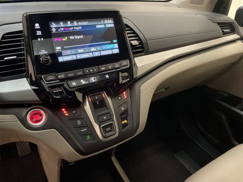 Certified 2024 Honda Odyssey EX-L image 33