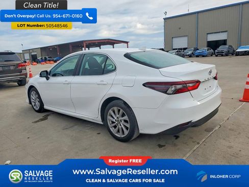 Used 2022 Toyota Camry LE FWD image 3