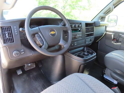 New 2026 Chevrolet Express 2500 w/ Driver Convenience Package RWD image 20