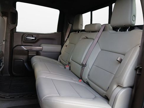 Used 2019 Chevrolet Silverado 1500 LTZ AWD/4WD image 22