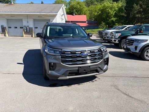 Used 2026 Ford Explorer Active w/ Active Comfort Package AWD/4WD image 16