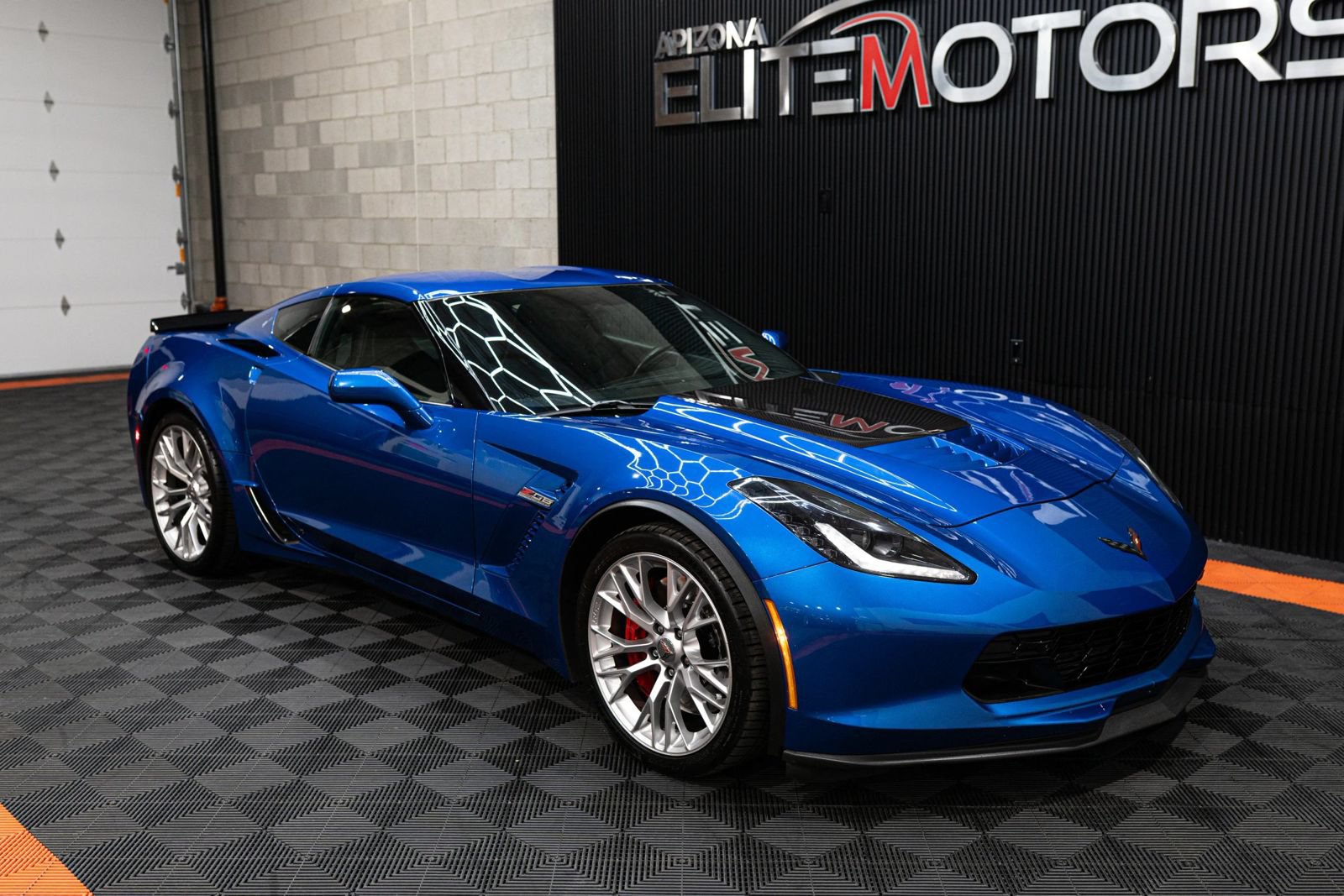 Used 2016 Chevrolet Corvette Z06 w/ 3LZ Preferred Equipment Group RWD image 12