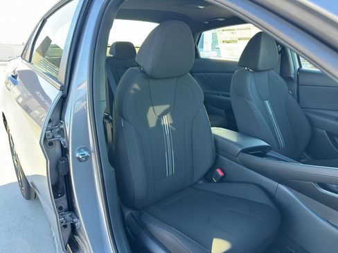 New 2026 Hyundai Elantra SEL Sport Premium image 30