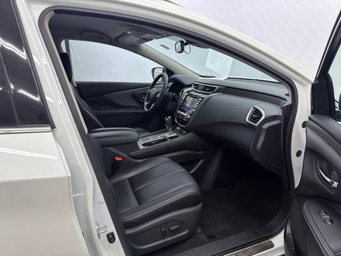 Used 2024 Nissan Murano SV w/ SV Midnight Edition Package FWD image 14