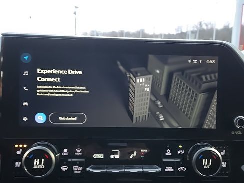 Used 2023 Toyota Highlander Platinum image 27