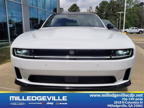 New 2024 Dodge Charger R/T Scat Pack w/ Plus Group image 2