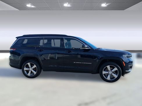 Used 2024 Jeep Grand Cherokee L Limited image 7