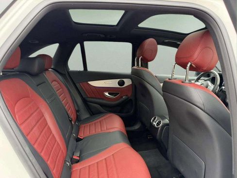 Used 2022 Mercedes-Benz GLC 43 AMG AMG GLC 43 image 25