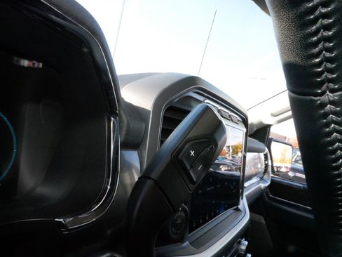 Used 2022 Ford F150 Lariat w/ Max Trailer Tow Package image 25