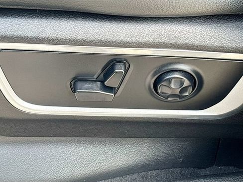Used 2019 RAM 1500 Laramie AWD/4WD image 20
