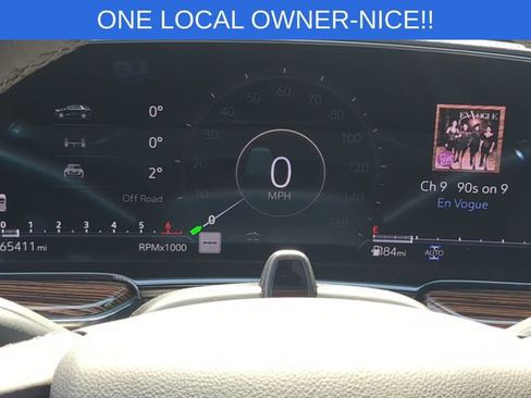 Used 2024 Cadillac Escalade Premium Luxury w/ Performance Package AWD/4WD image 22