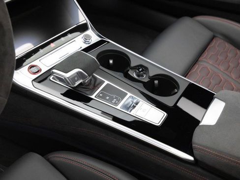 Used 2024 Audi RS 6 performance w/ Matte Carbon Package image 16