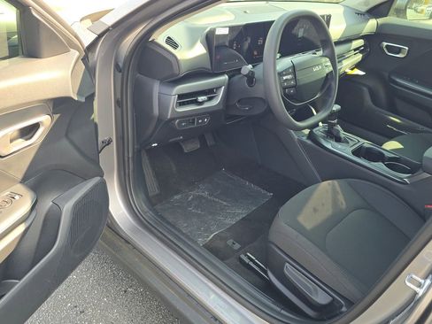 New 2026 Kia K4 LXS image 9