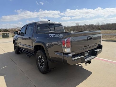 Used 2023 Toyota Tacoma TRD Off-Road w/ Technology Package image 6