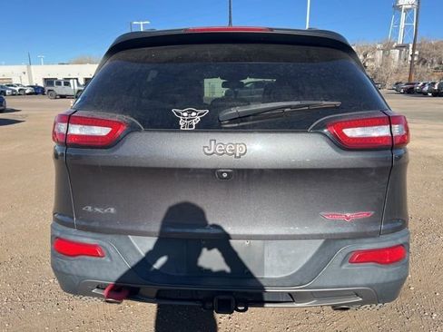 Used 2016 Jeep Cherokee Trailhawk w/ Cold Weather Group image 5