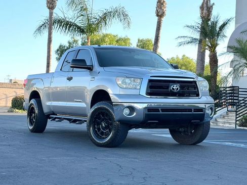 Used 2012 Toyota Tundra 2WD Double Cab w/ Tow Pkg image 2