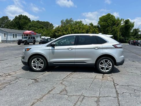 Used 2017 Ford Edge Titanium w/ Equipment Group 301A image 9