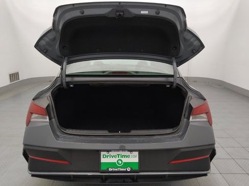 Used 2024 Hyundai Elantra SEL image 29