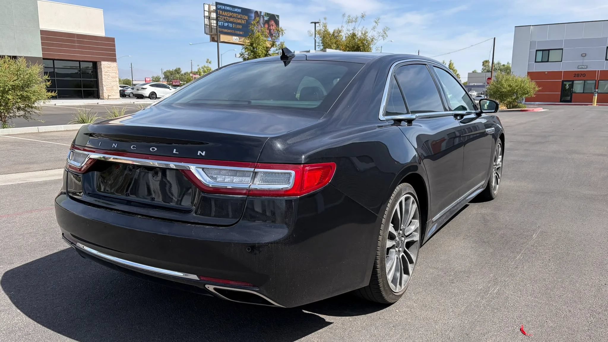 Used 2019 Lincoln Continental Select w/ Continental Climate Package AWD/4WD image 5