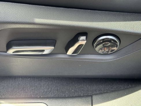 Certified 2025 Acura RDX SH-AWD w/ Technology Package image 18