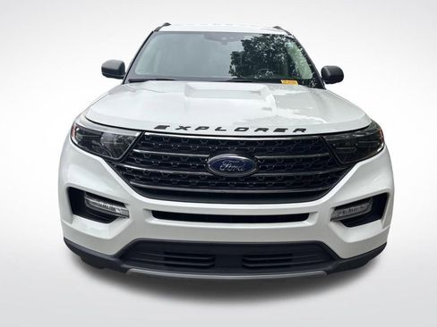 Used 2020 Ford Explorer XLT w/ Equipment Group 202A RWD image 10