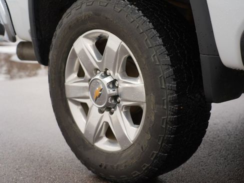 Used 2022 Chevrolet Silverado 3500 LTZ AWD/4WD image 31