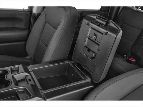 Used 2025 Chevrolet Silverado 2500 ZR2 w/ Technology Package AWD/4WD image 10