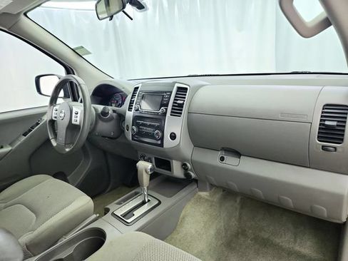 Used 2018 Nissan Frontier SV AWD/4WD image 23