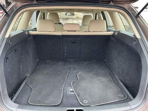 Used 2011 Volkswagen Jetta TDI image 12