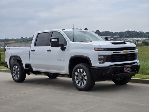 New 2026 Chevrolet Silverado 2500 Custom w/ Custom Value Package AWD/4WD image 1