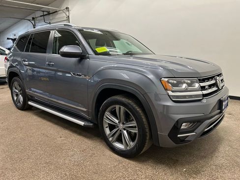 Used 2019 Volkswagen Atlas SEL R-Line image 10